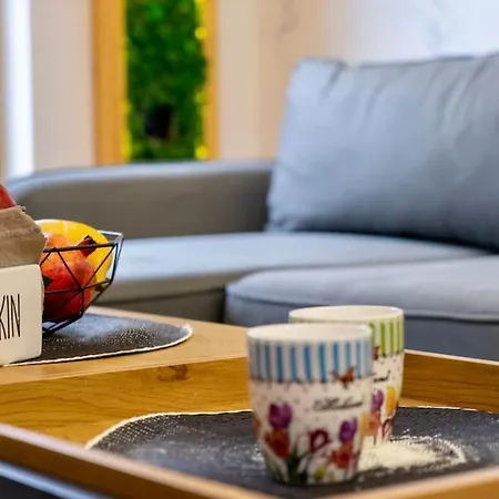 Stylish Cozy With Fireplace * 반스코